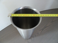 Vorschau: Katheterbehälter, groß Vorschau: Katheterbehälter, groß